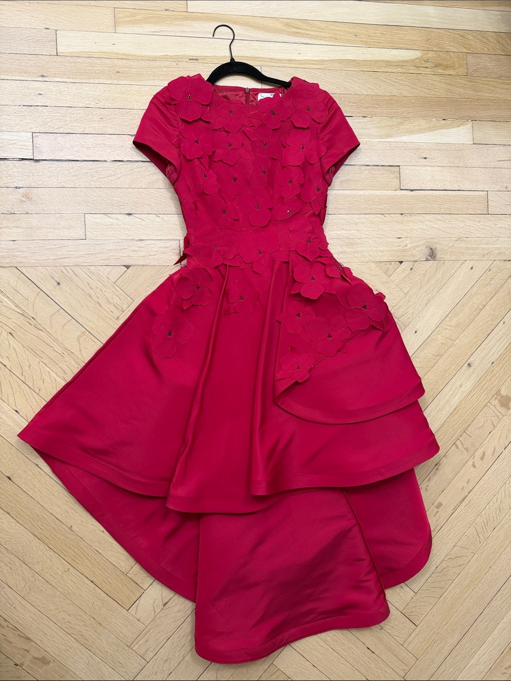 Red Floral Appliqué High-Low Wedding Dress